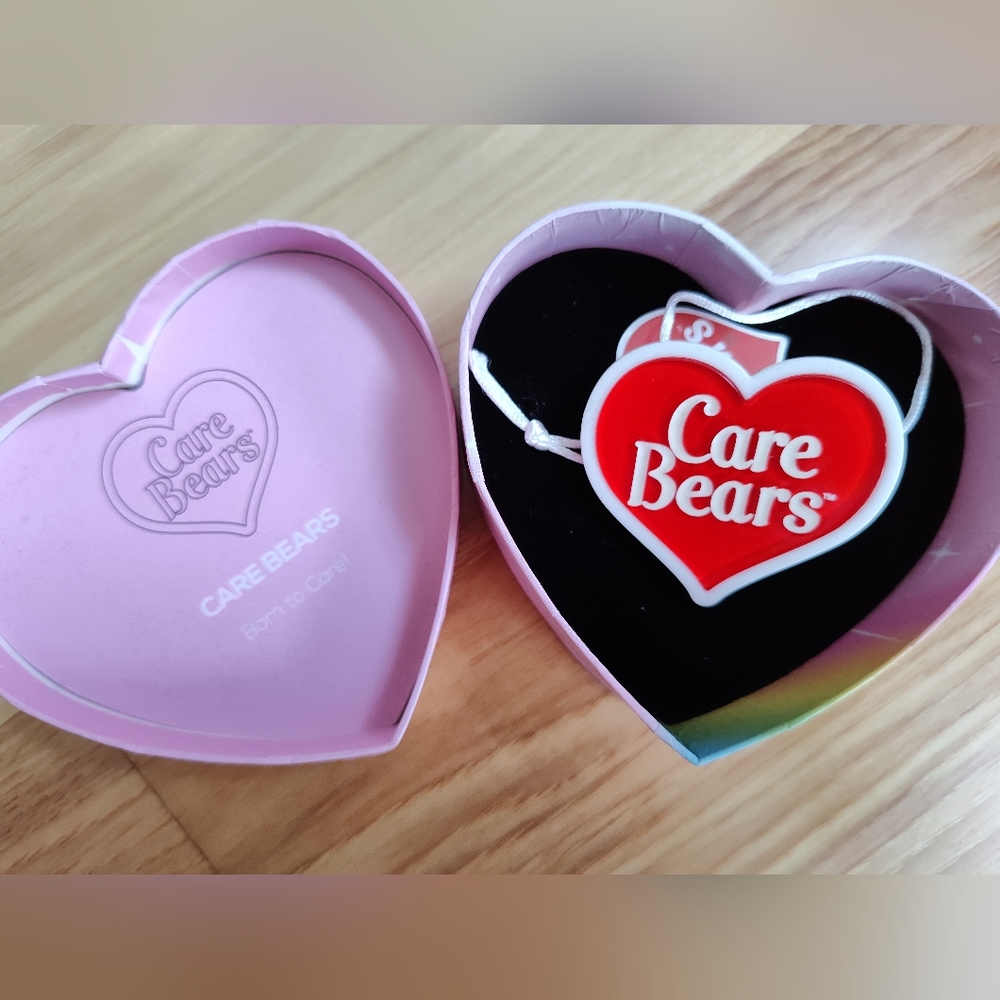 Erstwilder Care bear brooch